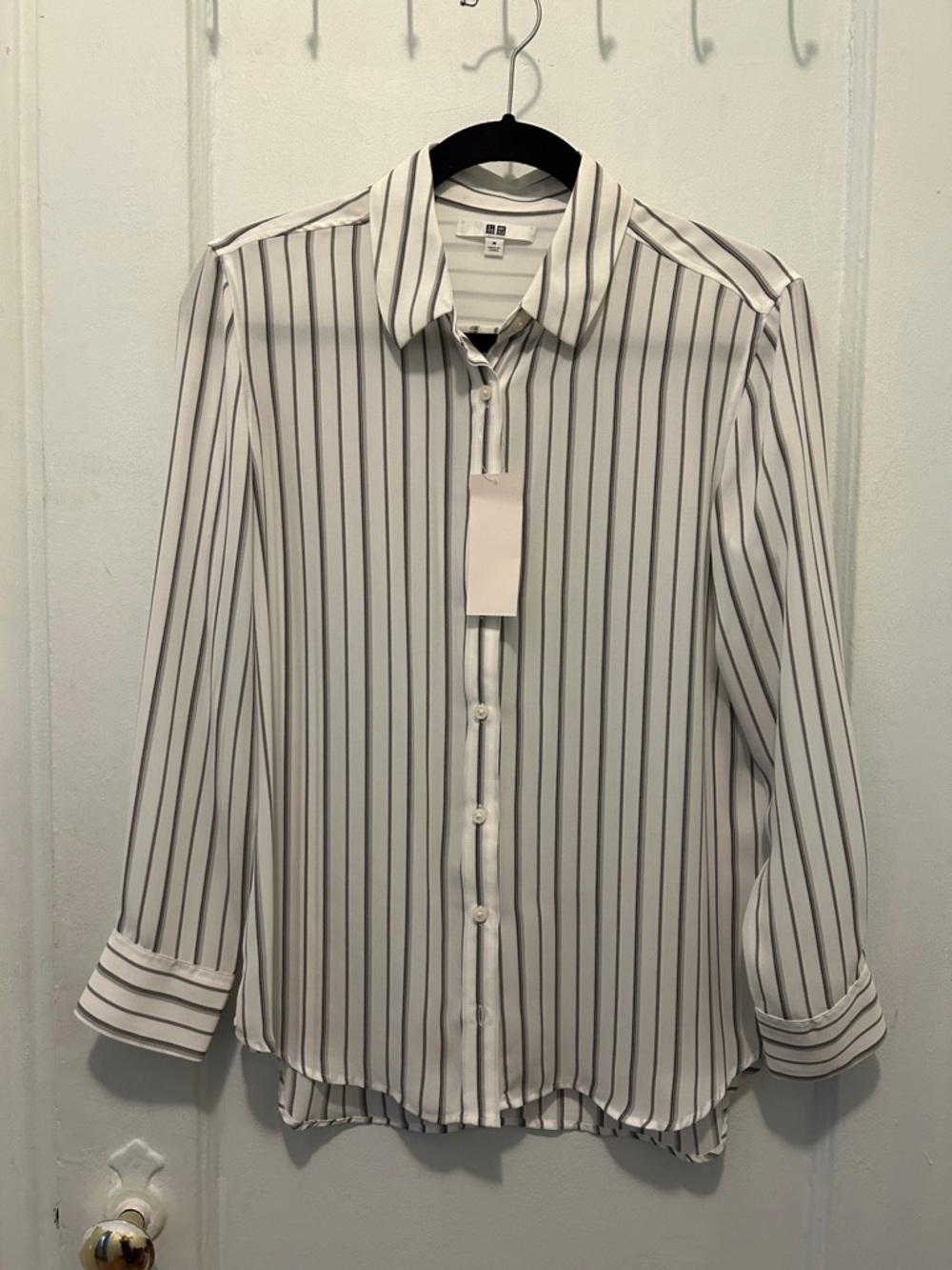Uniqlo Striped Button-Up Blouse in White and Black